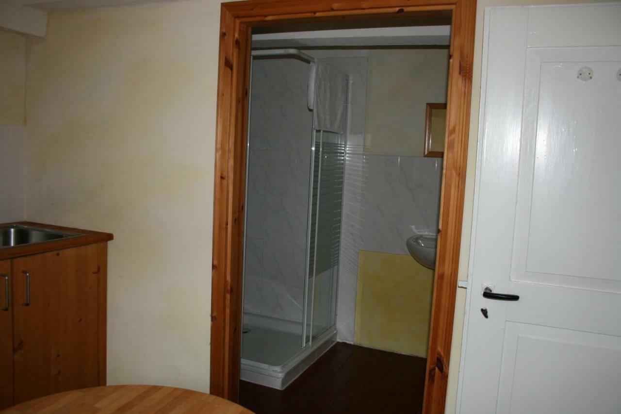 Apartments Cafe Brennnessel Veltheim Экстерьер фото