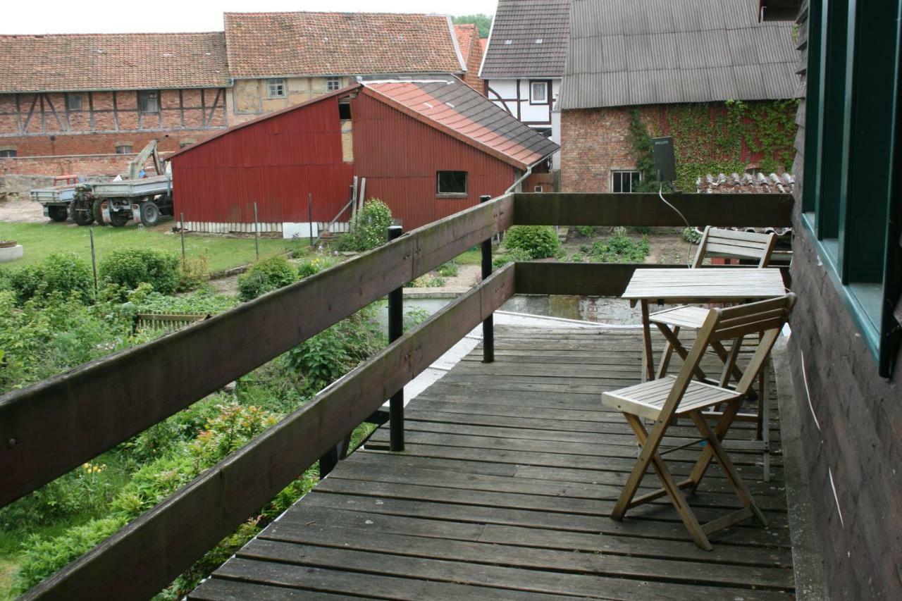 Apartments Cafe Brennnessel Veltheim Экстерьер фото